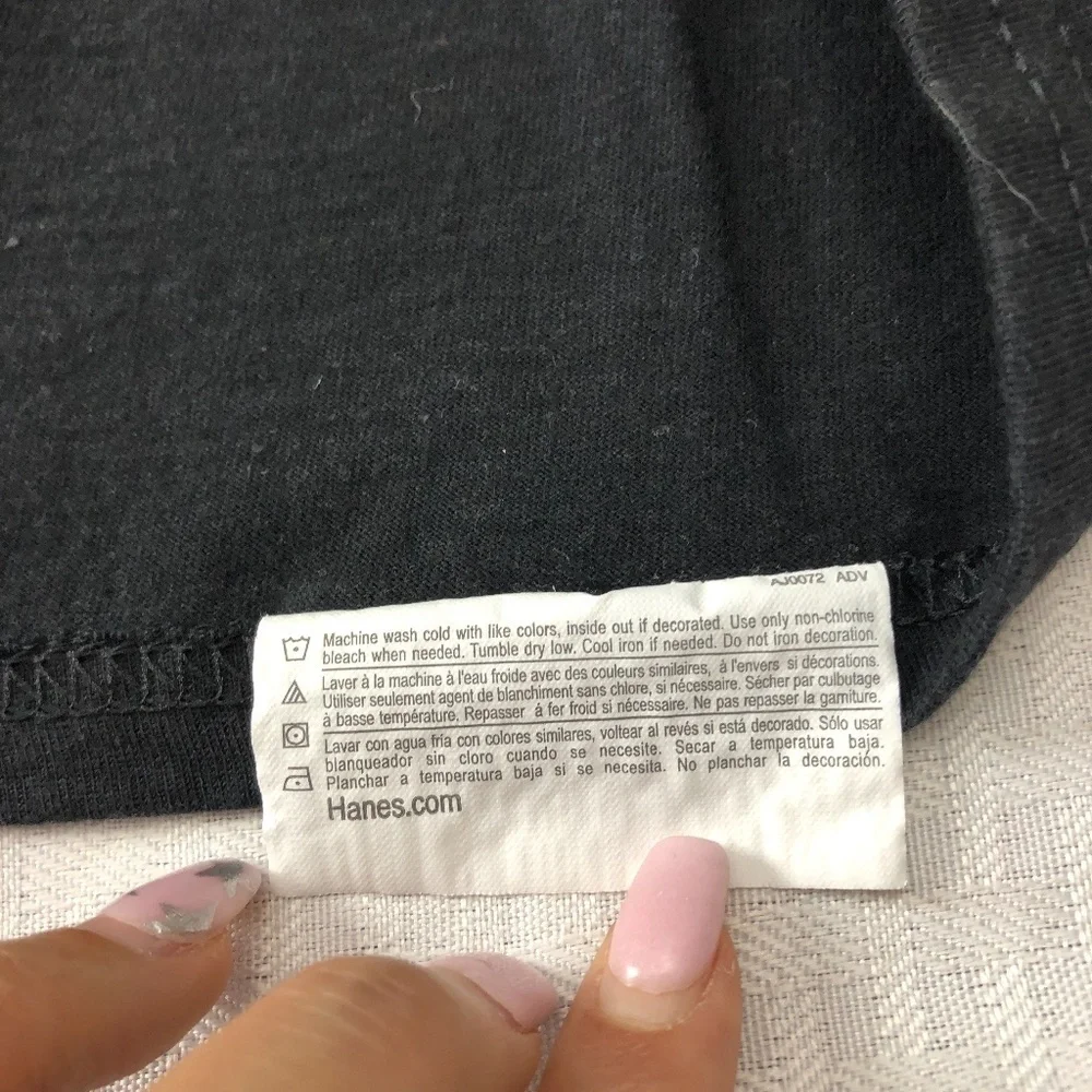 🦄 2/$20 Disney Mickey Heroes vs Villains T- Shirt - Picture 7 of 9